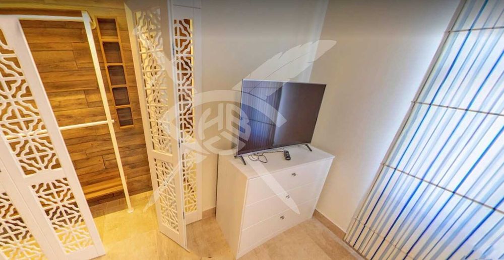 Продава се Тристаен апартамент в Несебър - 470 кв.м за 849 €/кв.м - Снимка #2