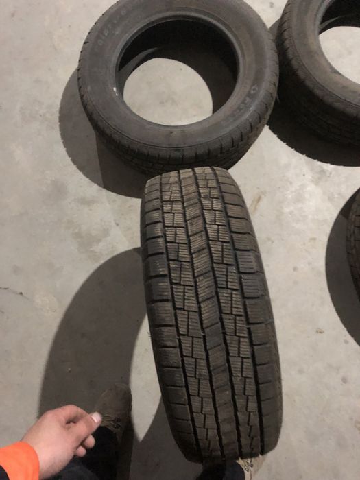 балон зимный размер 215/60R16