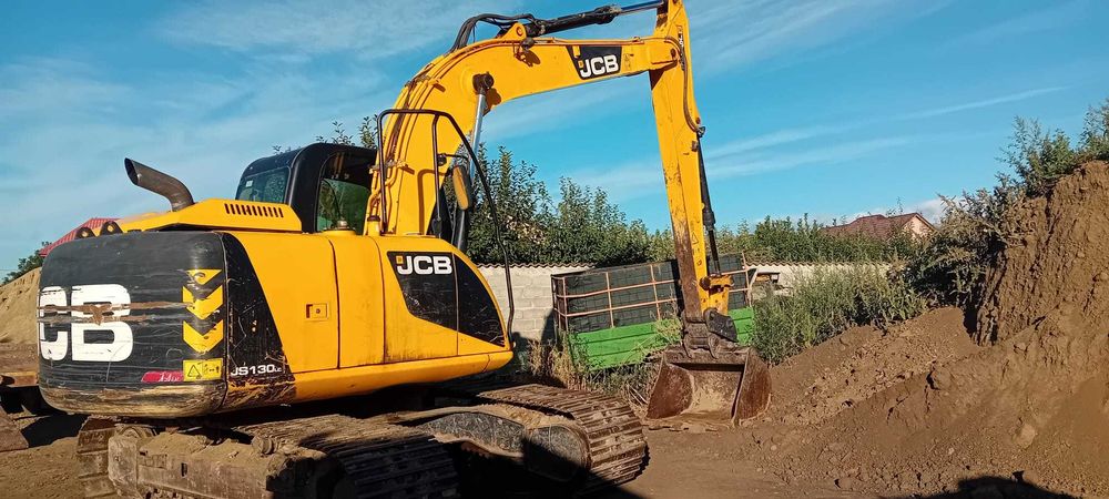 Excavator 14,5t pe senile JCB JS130