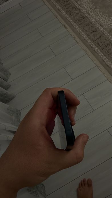 Продам iphone 13 256 gb