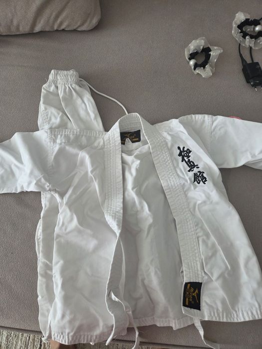 спортивные снаряжение для каратэ