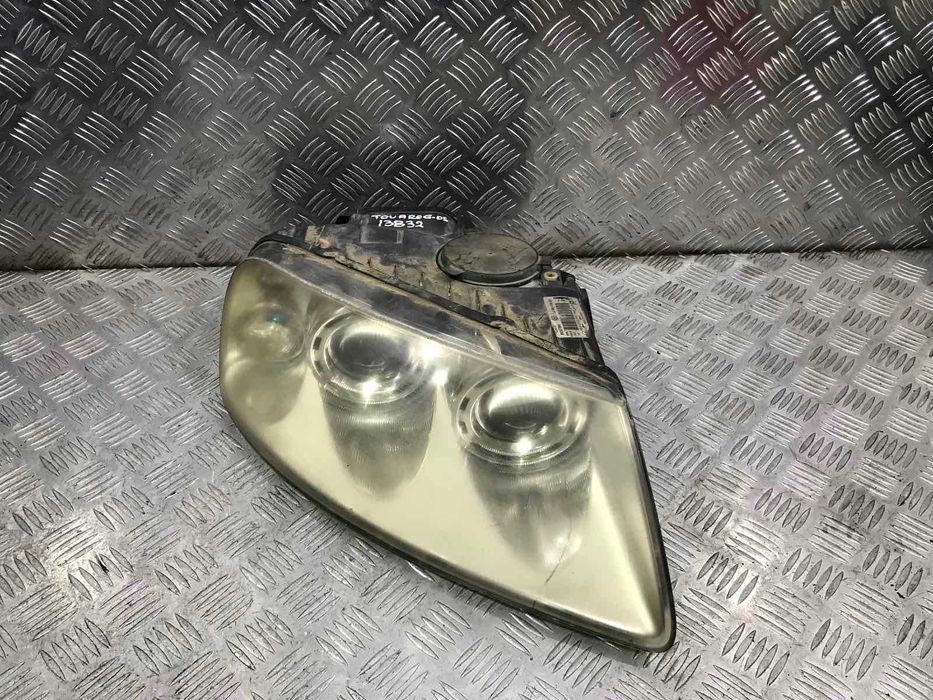 Фарове VW Touareg 2005г. Необорудвани