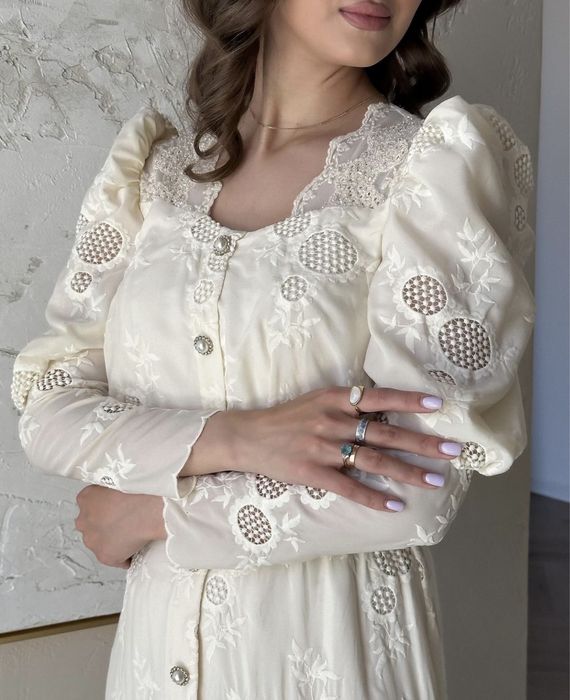 Шикарное платье 42 размера