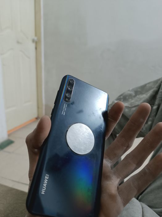 huawei y8p телефоны
