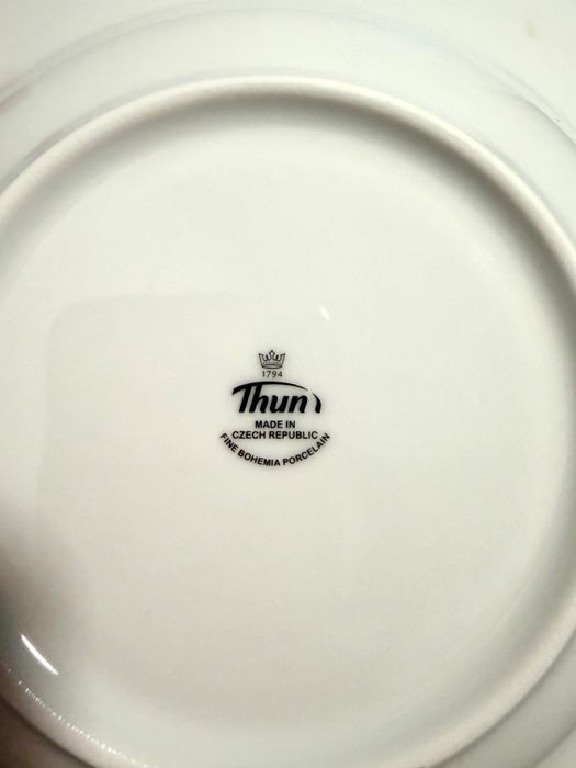 Set farfurii portelan THUN 19 piese