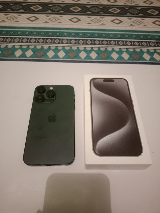 iPhone XR в корпусе 15 про 128gb