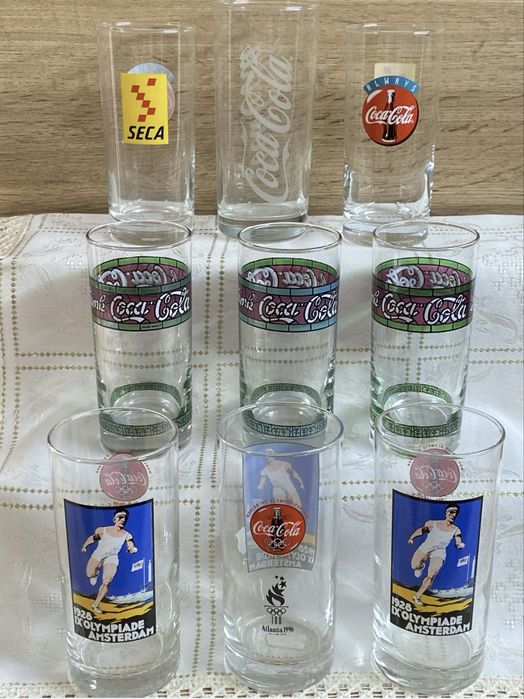 Чаши на Кока Кола