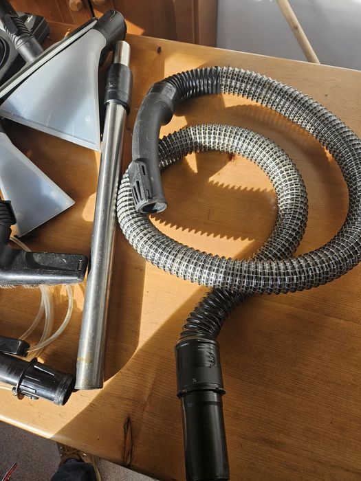 BOSCH Прахосмукачка за мокро и сухо почистване