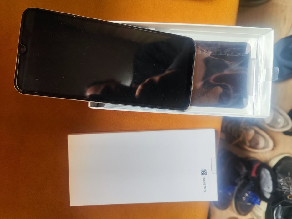 Продам сотовый телефон Самсунг А30