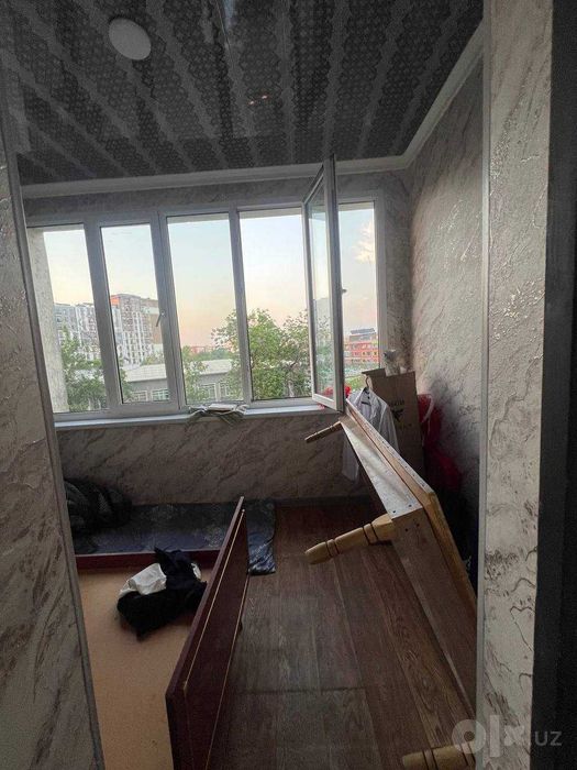 СРОЧНО !! Продается квартира в Яшнабаде 1/4/5 ( 40 кв/м ) Авиасозлар 2
