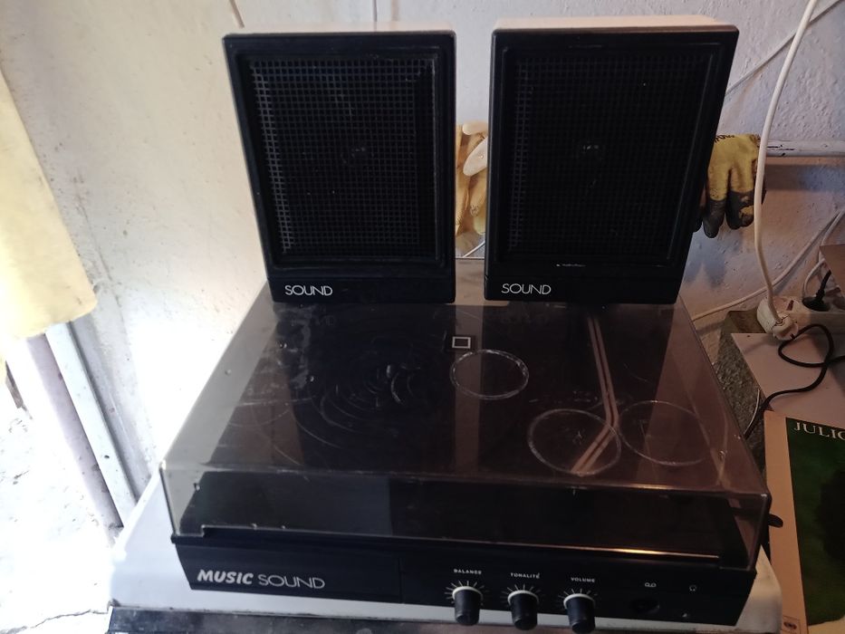 Pikup RFT stereo funcțional cu boxe