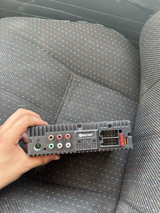 Продам магнитафон почти новый