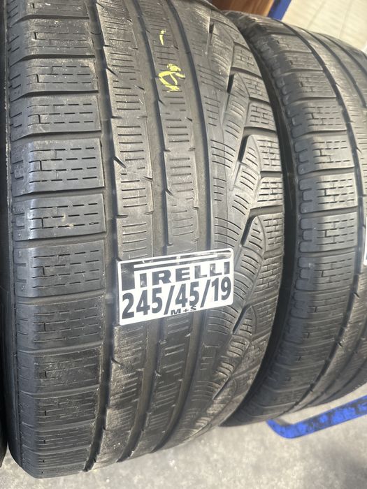 245/45/19 Pirelli M+S