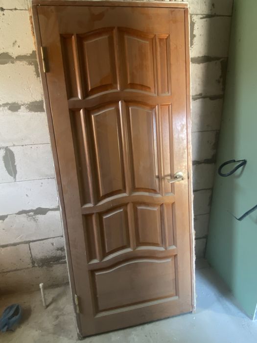 Деревянные двери