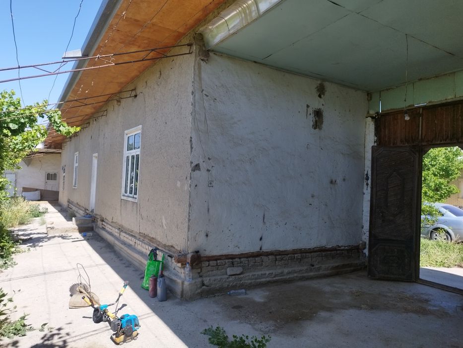 Срооочна ховли сотилади