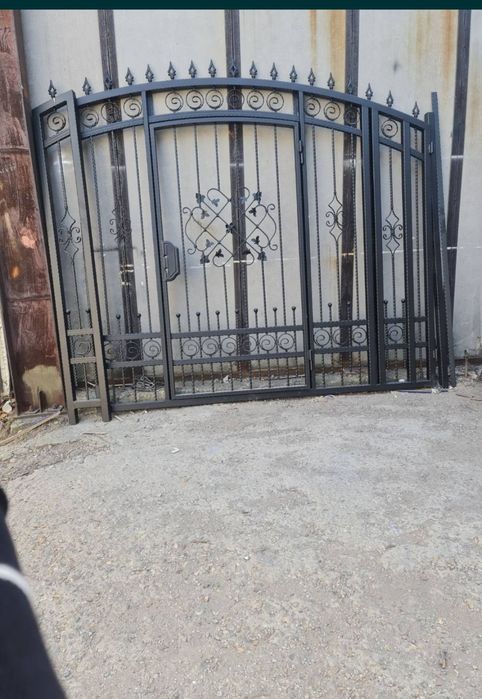 Ремонт и автоматизация на ролетни врати