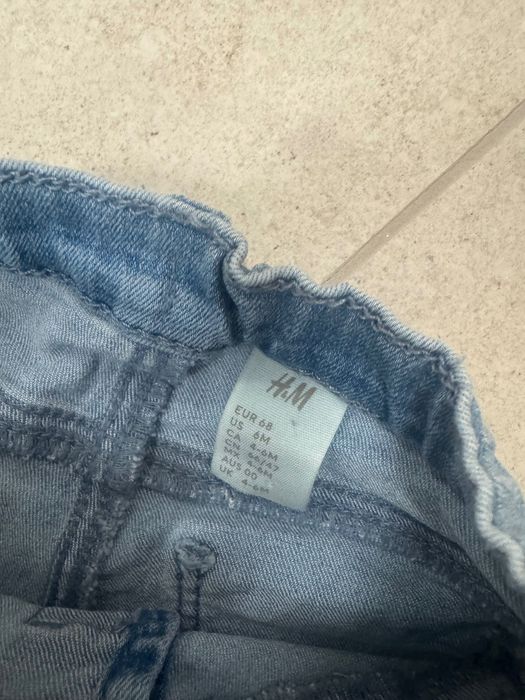 Сет от дънки НМ и преходно яке sinsay. Размер 74, 6-9 месеца.Като нови