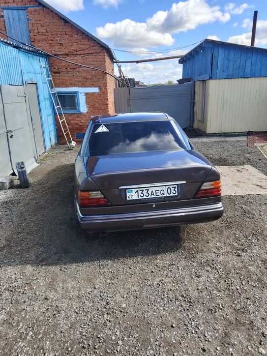 Продам Мерседес е220