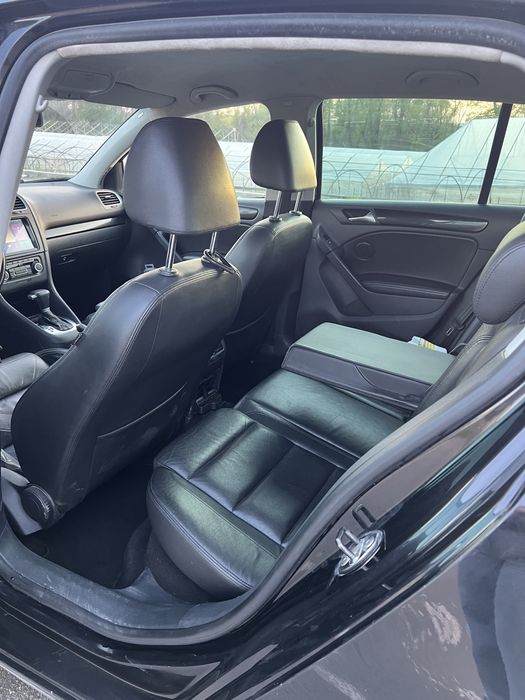 Volkswagen Golf VI