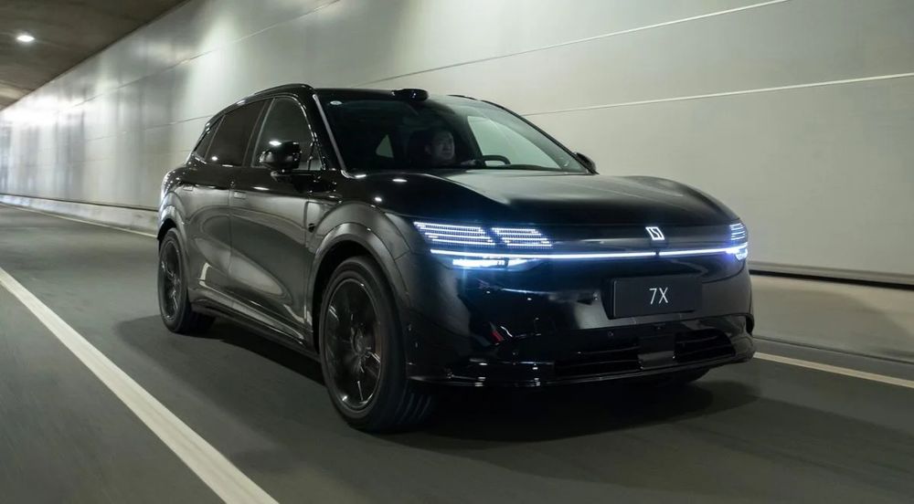 Zeekr 7 X full crasover CIP