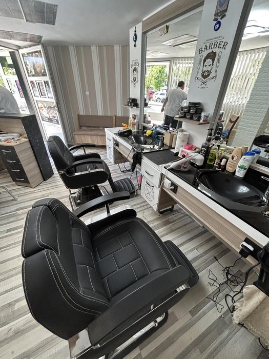 Продавам работещ бизнес бръснарски салонн