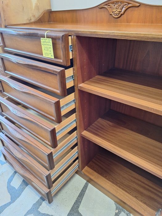 Скрин Mid Centory