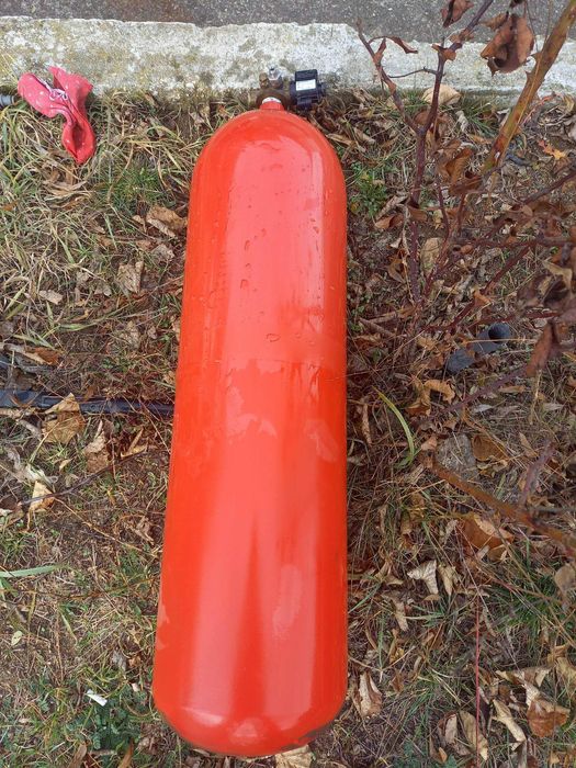 Метанови бутилки.