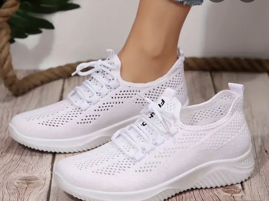 Нови летни маратонки