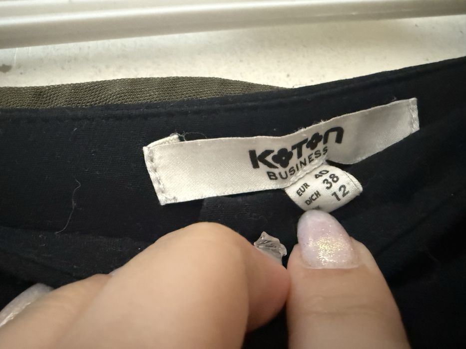 Брюки палаццо б/у зеленые, черные