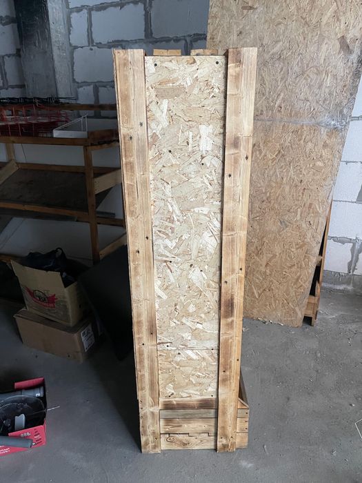 Продается деревяные овощные полки и тд.