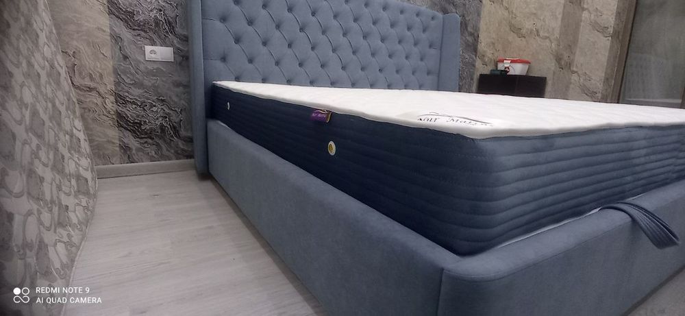 Мягкая кровать с механизмы