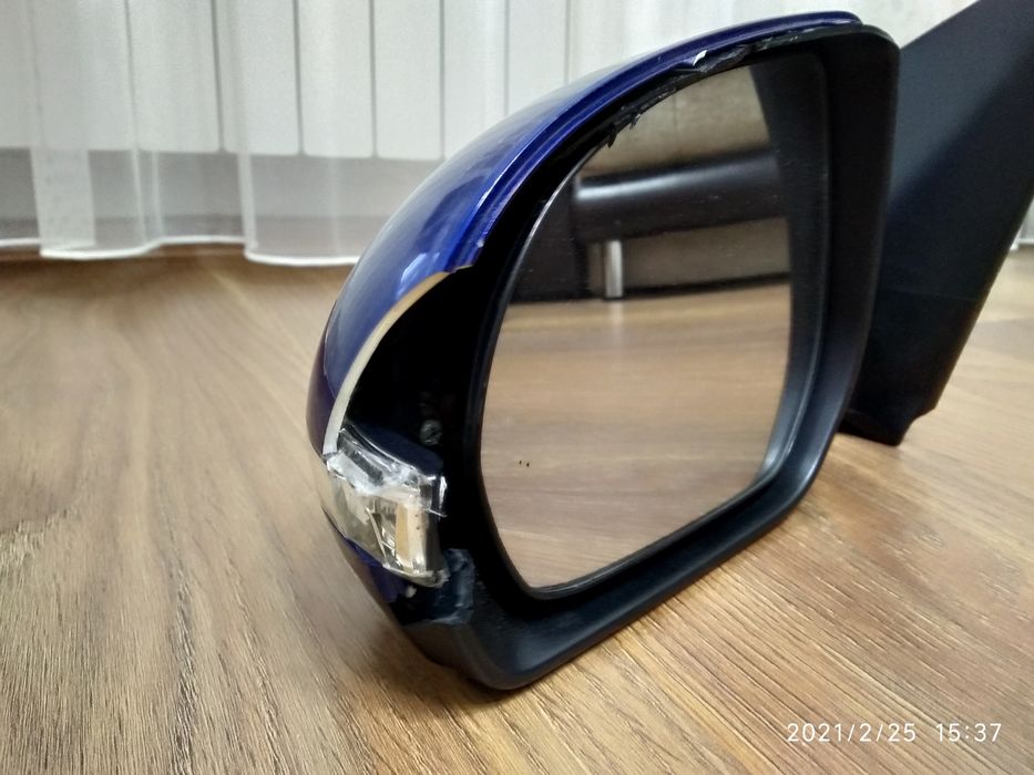 Боковое зеркало КИА РИО.