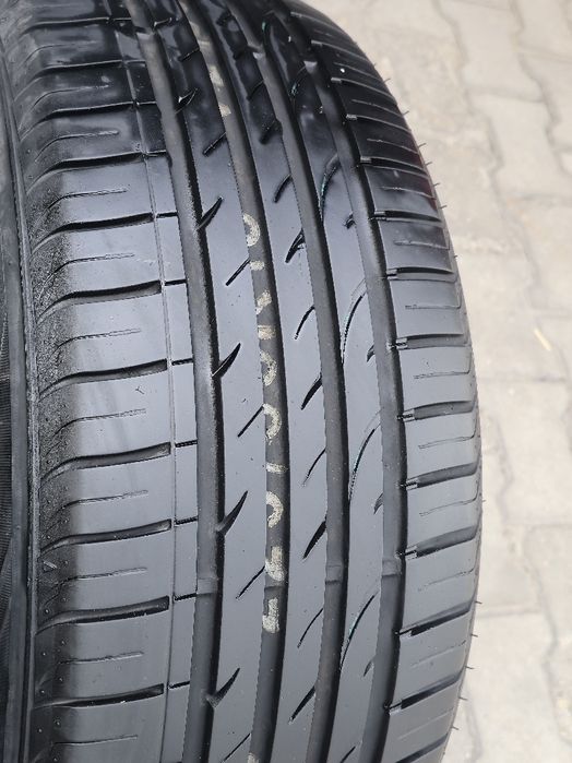 225 66 16 nexen     .