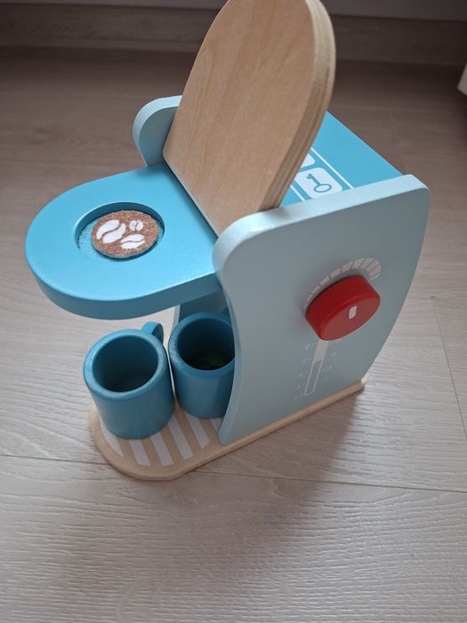 Детска дървена кафемашина