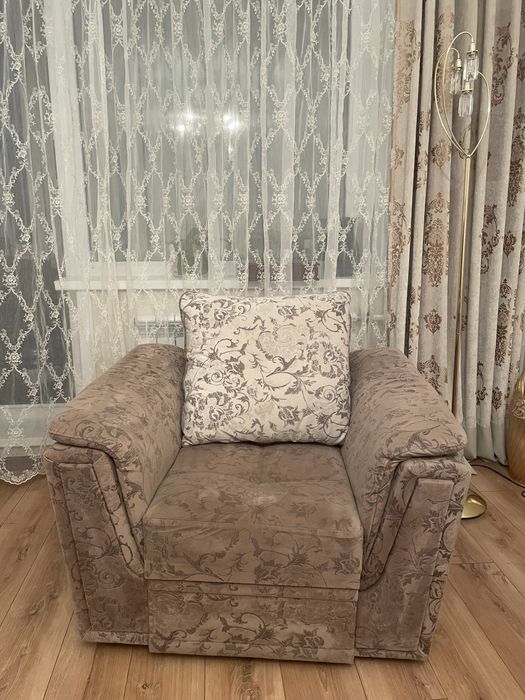 Диван и кресло