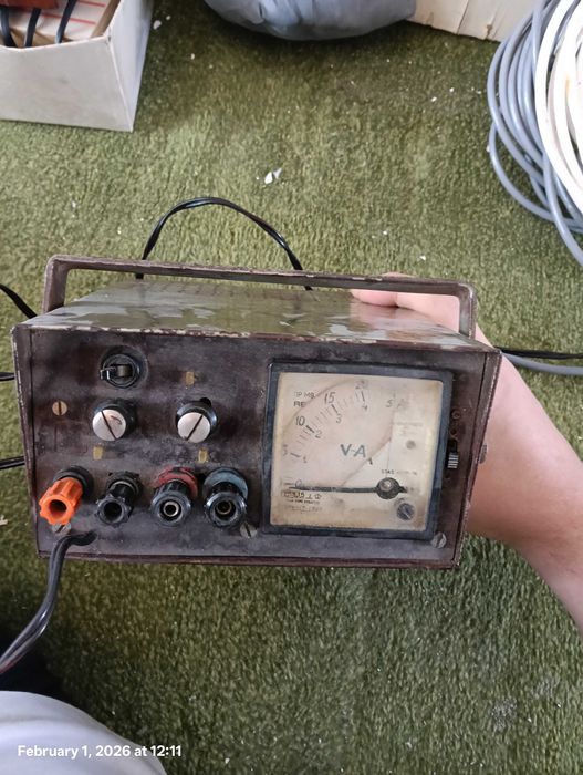 Sursa alimentare 0-25V 5A