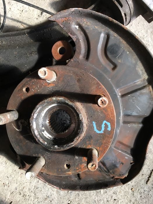 Fuzeta fata freelander 1 td4