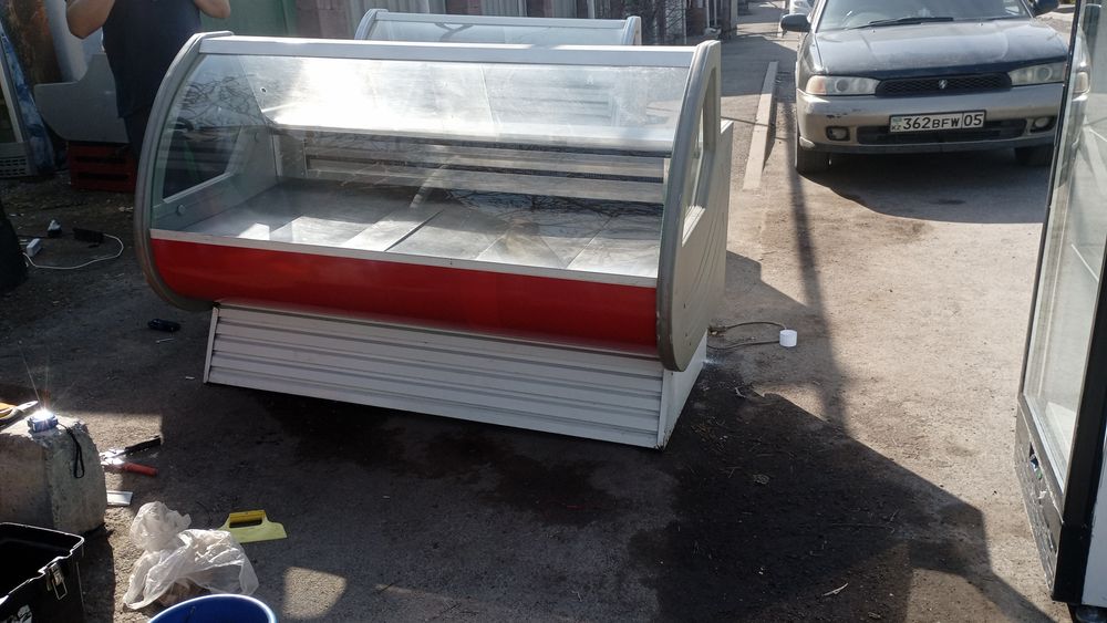 Холодильник витринный