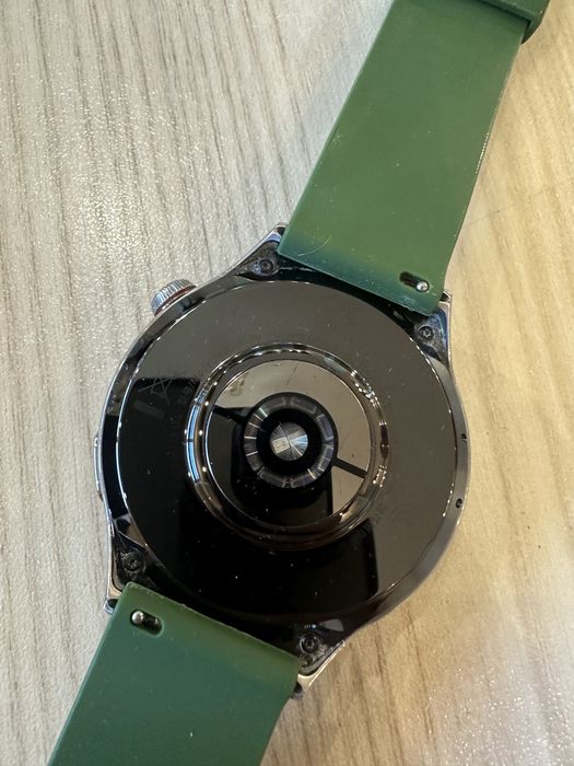 Часовник Huawei gt 4 pro