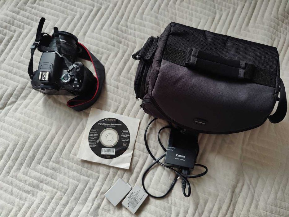 Зеркальный фотоаппарат Canon EOS 650D