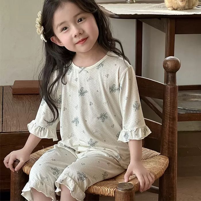 В продаже детские пижамы