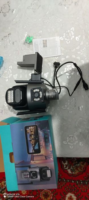 Kuzatuv kamera 360 gradus xarakatga aktiv