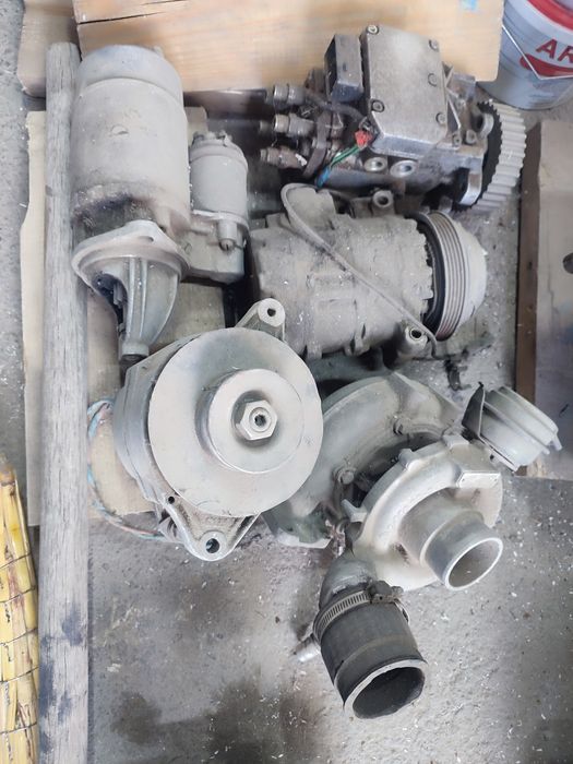 Ауди А6 (с5)2.5 дизел,.каропка.