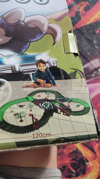 Дино писта 200 части