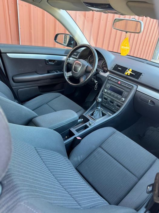 Audi a4 b7  2.0tdi 3350€
