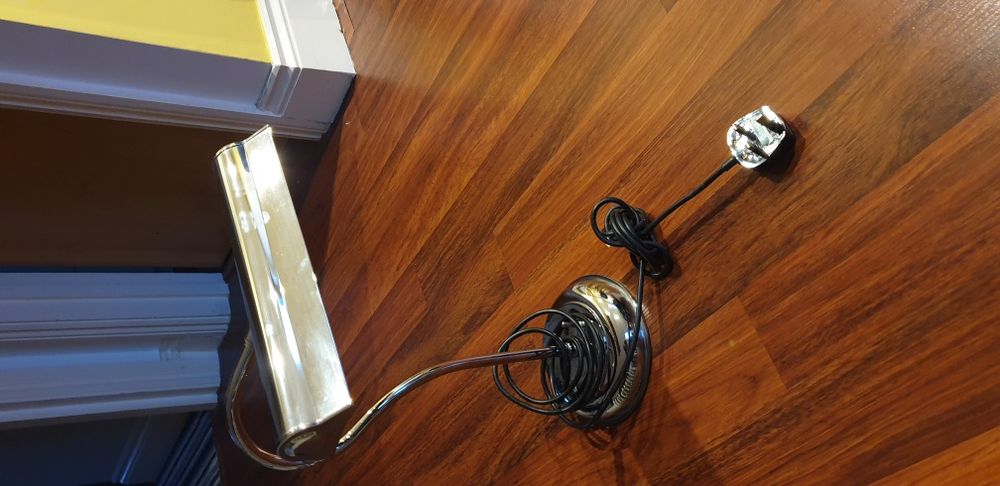 Lampa pentru  masa