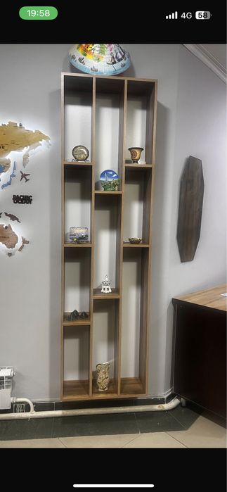 Продам полку , стол , диван