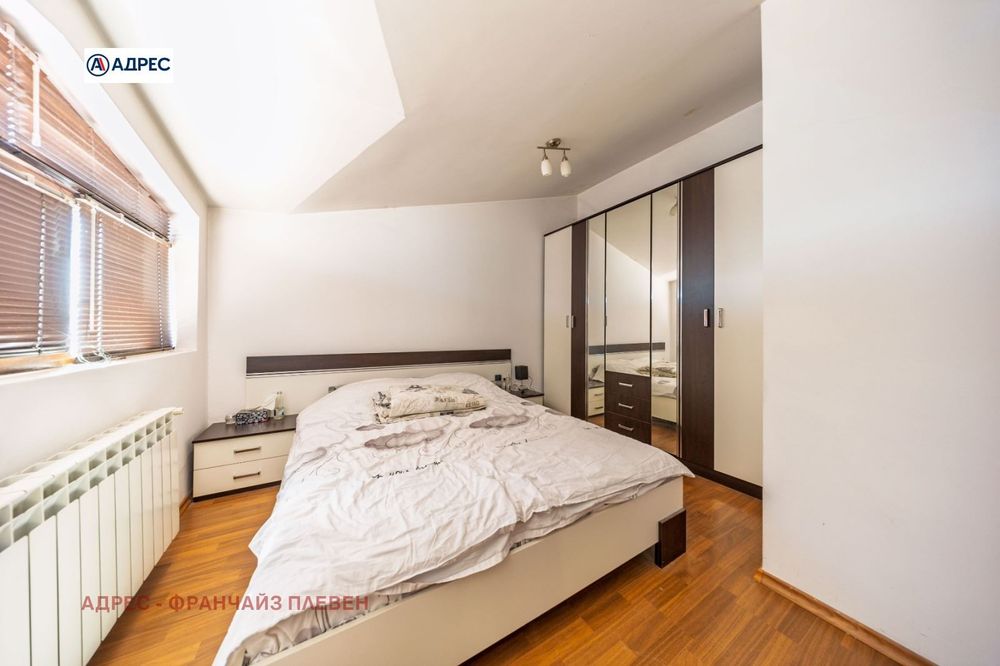 3-стаен в Плевен-Широк център площ 81 цена 120000