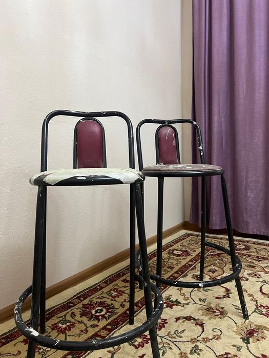 Прадам барный  стул.
