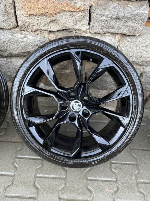 Оригинални 19 джанти 5х112 с летни гуми ханкук